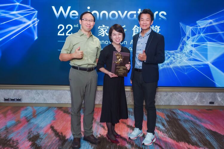 海大跨域團隊突破褐藻吸收瓶頸獲國家新創獎(左至右為許邦弘副教授、黃培安副教授及林泓廷教授)