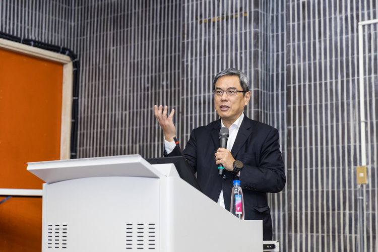 海大3月4日宇泰講座特邀緯來董事長李鐘培博士蒞校演講。